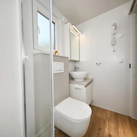 营地 Kamp Oaza Lucica *