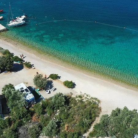 Kamp Oaza Lucica Camping Drage