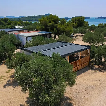 Kamp Oaza Lucica Camping